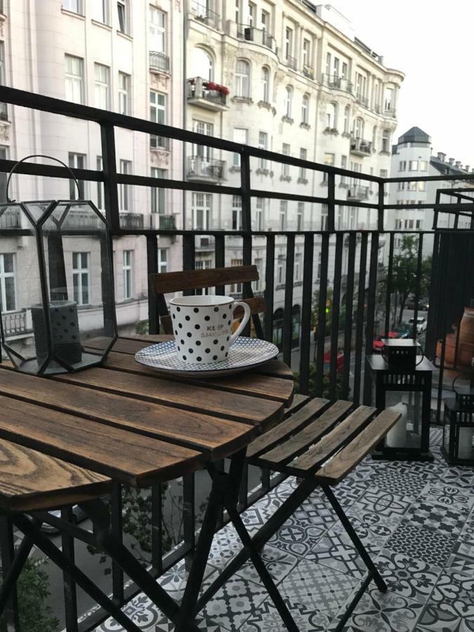 Апартаменты Warszawa Hoza Экстерьер фото