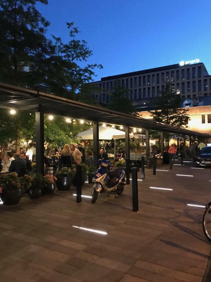 Апартаменты Warszawa Hoza Экстерьер фото